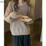 titivate设计感V领毛衣秋冬新款女装宽松显瘦慵懒风长袖上衣