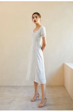 titivate品牌女装2020春夏新款白色波点收腰显瘦开衩连衣裙中长款